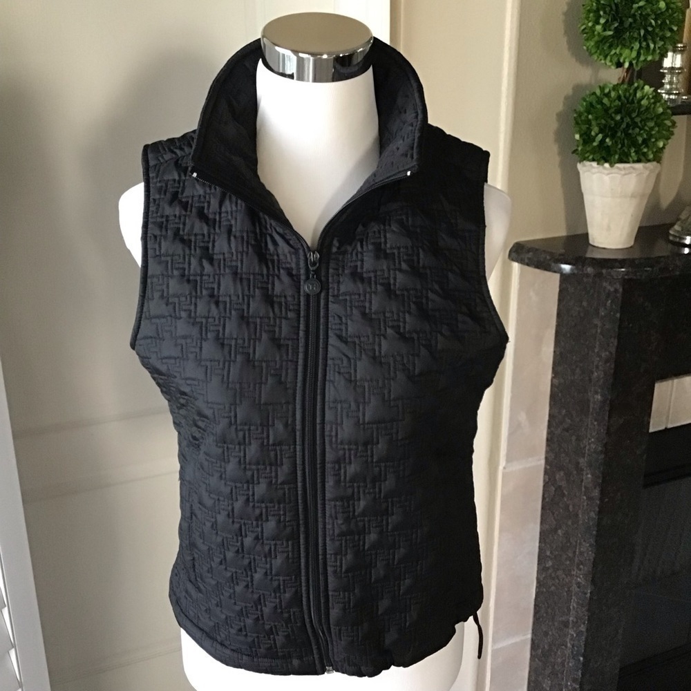 Vintage Tommy Hilfiger Quilted Vest Jacket MEDIUM Black Nylon Sleeveless TH Logo - Picture 6 of 16